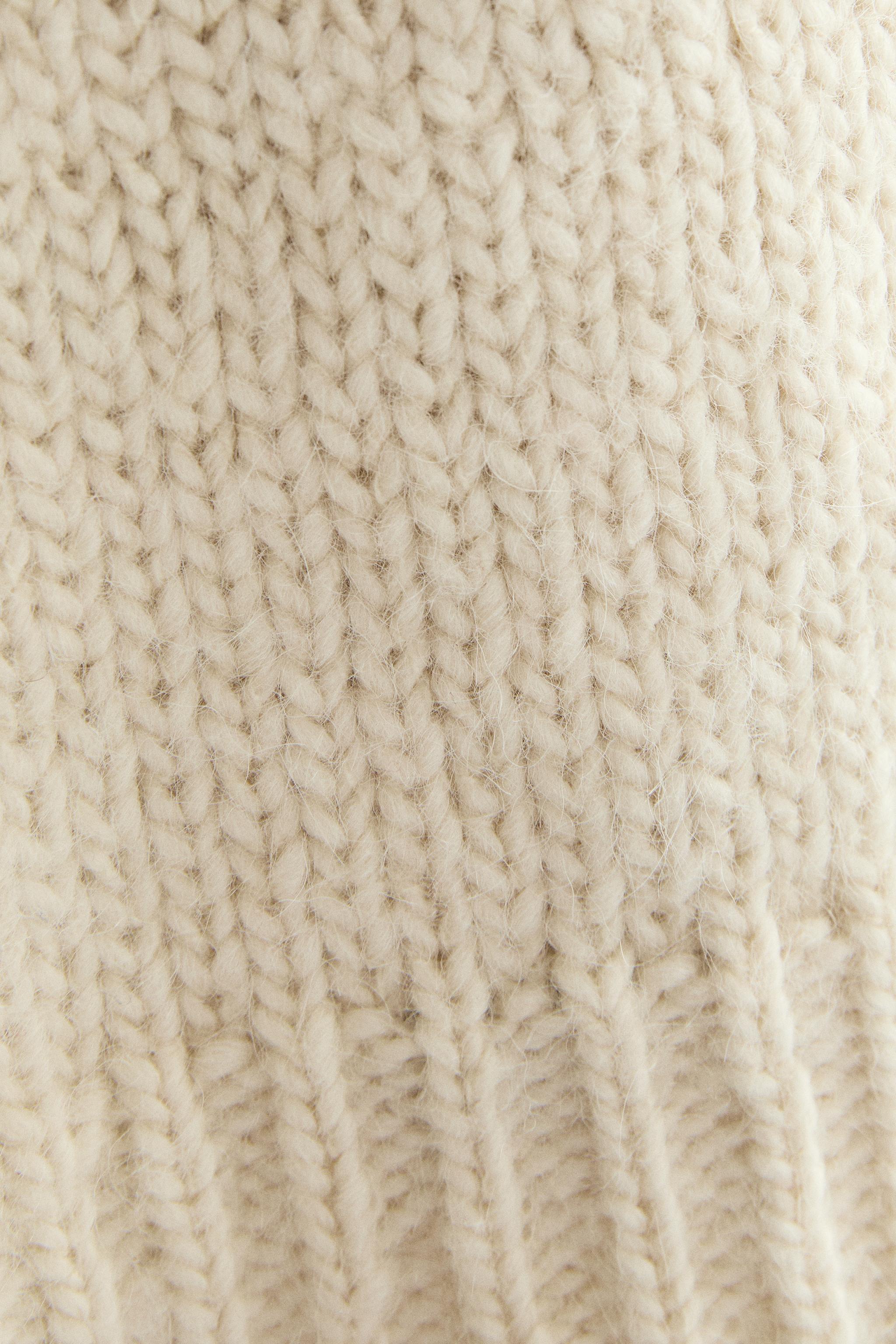 ALPACA WOOL SWEATER