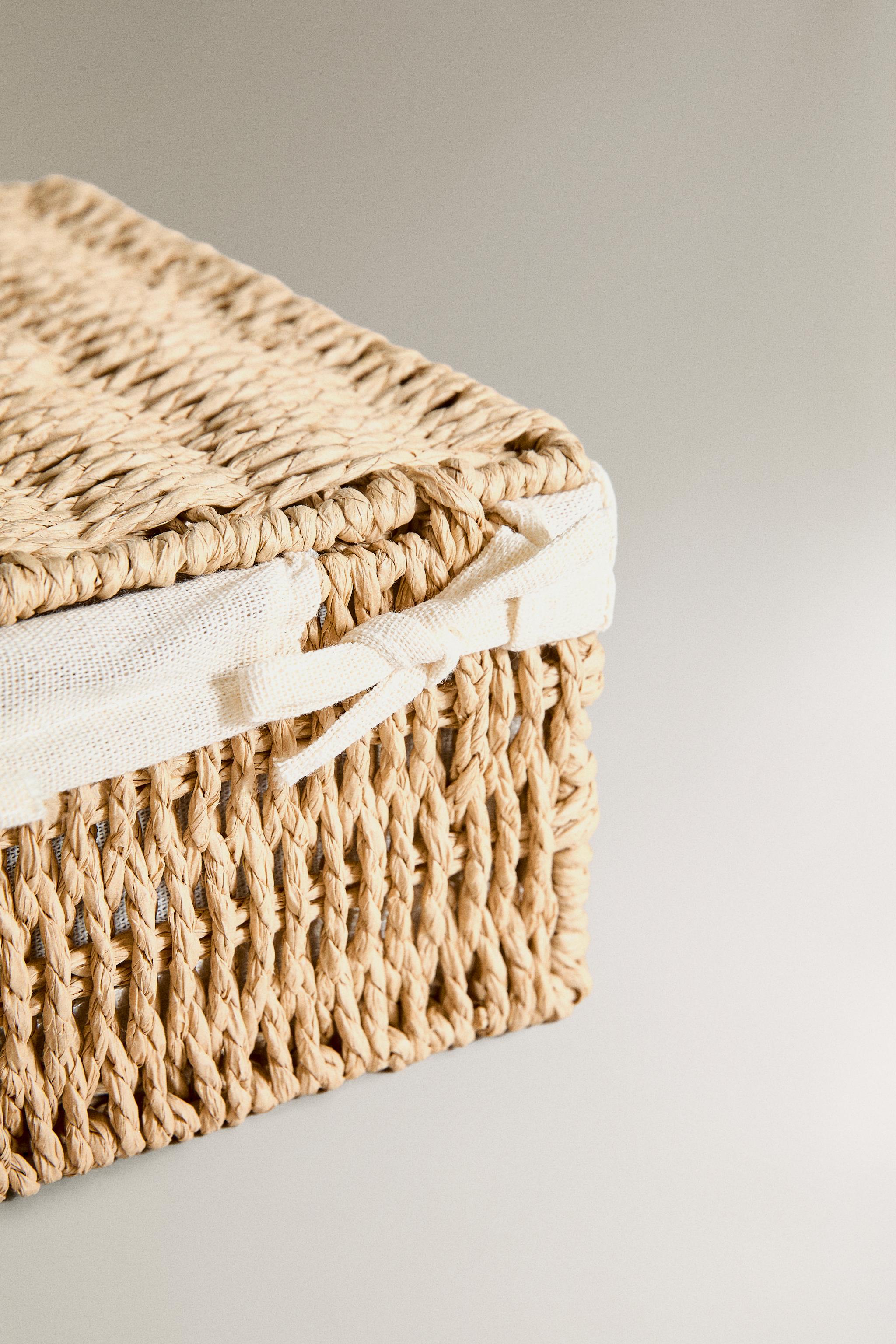 COTTON-LINED BASKET WITH LID