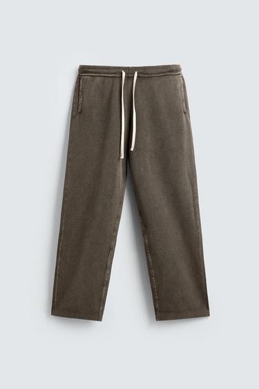 Zara PANTALONE OD STRUKTURIRANOG ŠTRIKANOG MATERIJALA – duvan