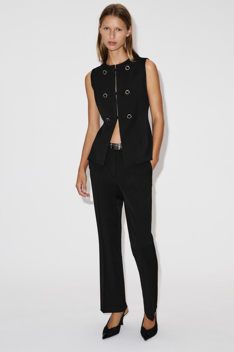 WAISTCOAT WITH FROG FASTENING