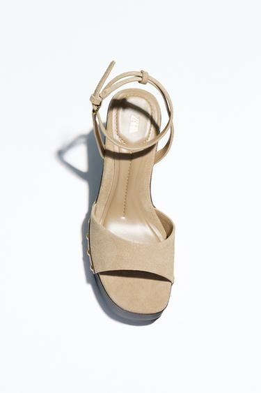 SANDALIA TACHAS SERRAJE - Marrón Arena de Zara
