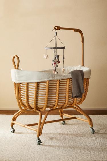 RATTAN MINI COT - mink brown by Zara