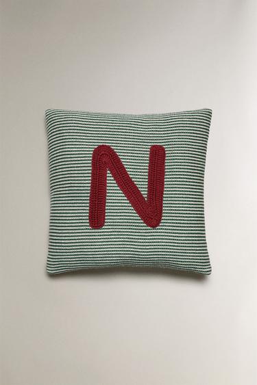 ALMOFADA INFANTIL BORDADO LETRA N - Verde da Zara - Imagem 0