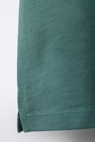 T-SHIRT BASIQUE - Vert de Zara - Image 3