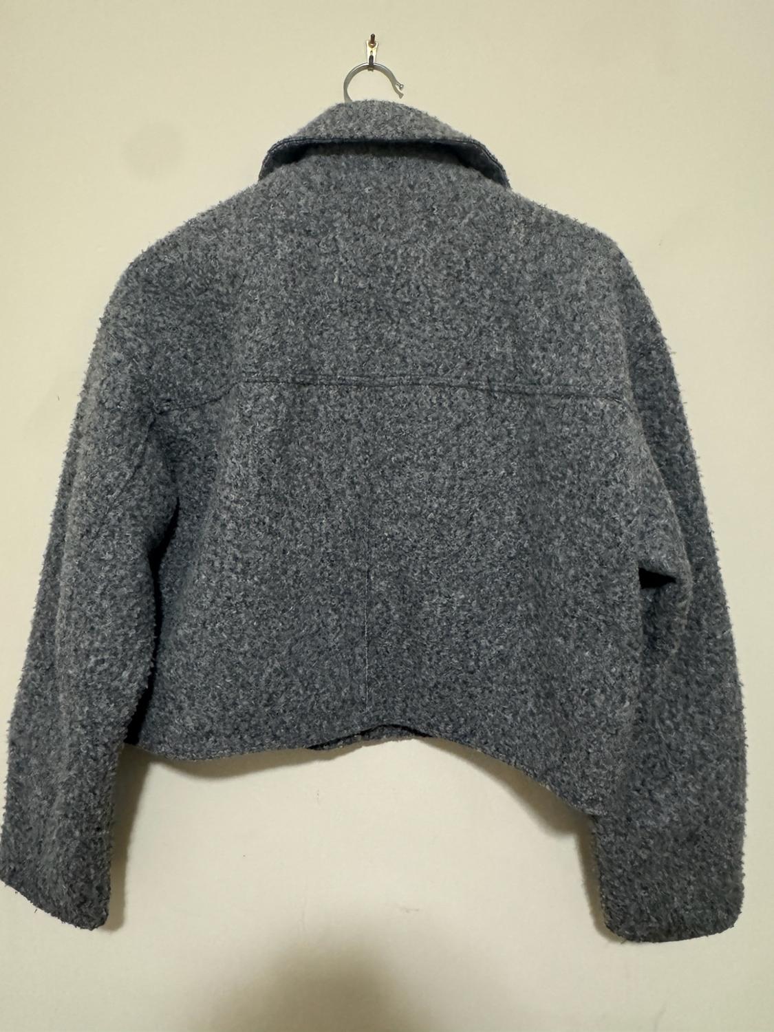 CROPPED BOUCLÉ JACKET - Image 2
