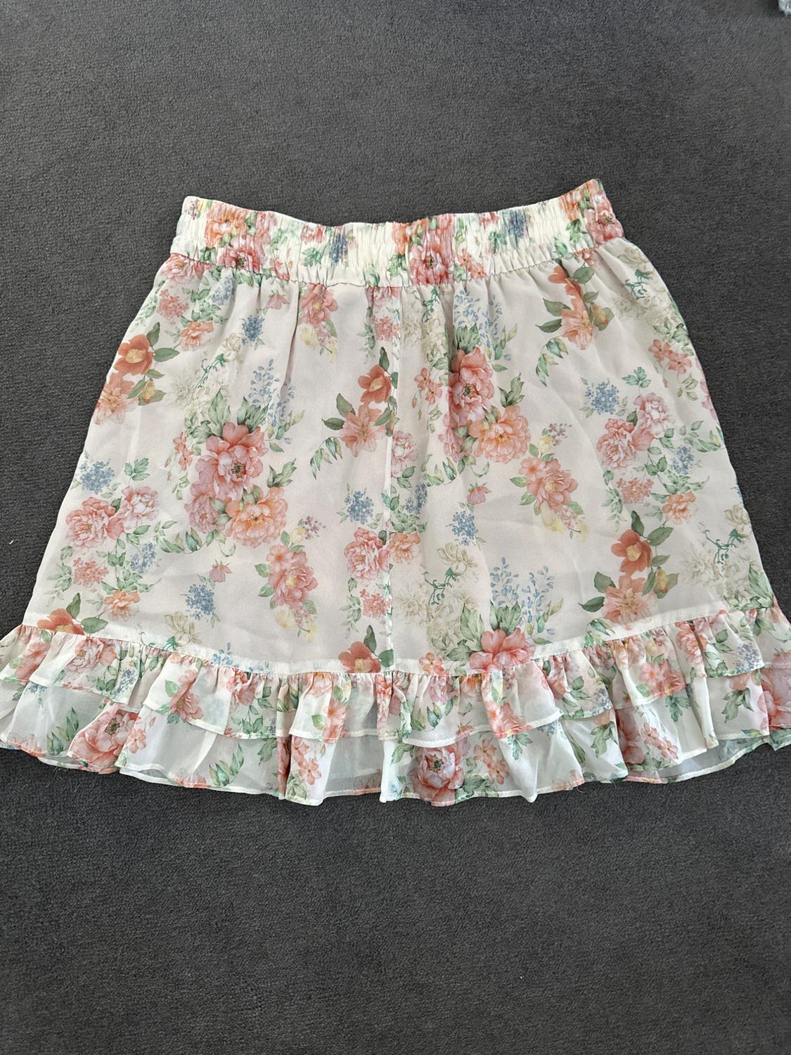 FLORAL PRINT MINI SKIRT - Image 2