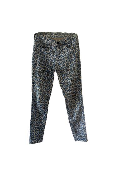 BLUE AND WHITE PATTERNED TROUSERS