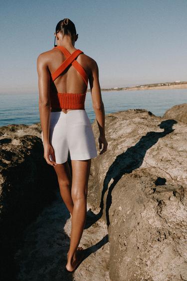 Zara HIGH-WAISTED PLEATED SHORTS - White
