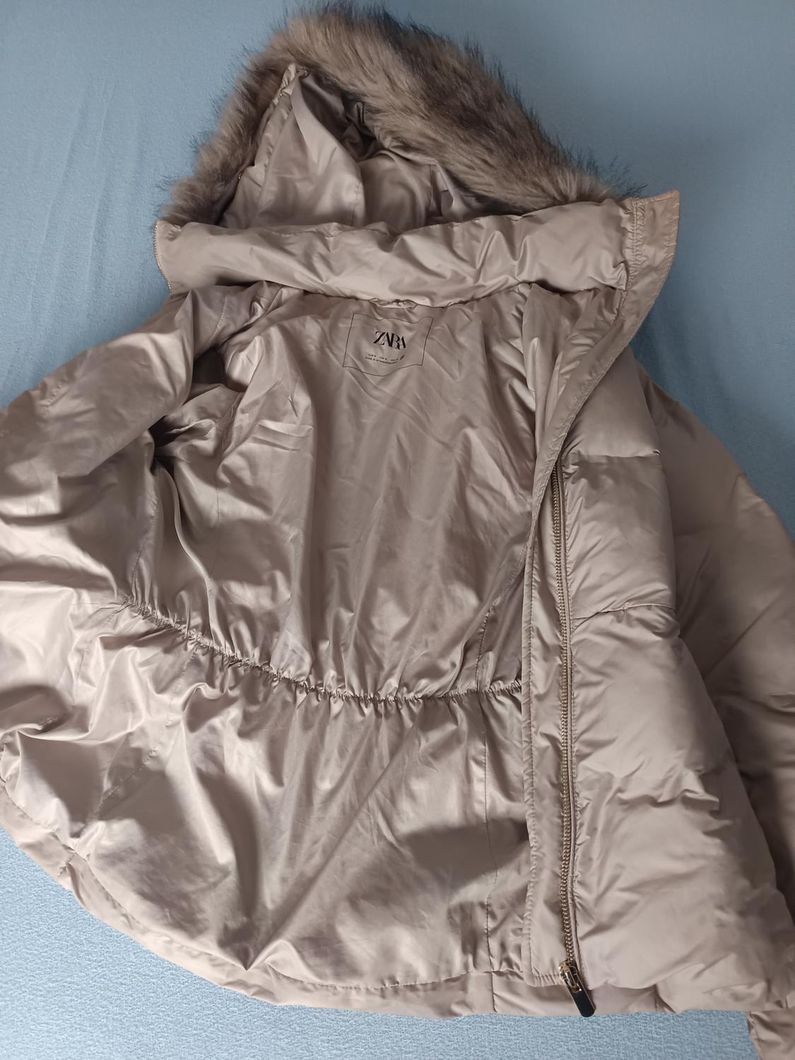 WATER AND WIND PROTECTION PUFFER JACKET WITH A DETACHABLE HOOD - Image 4