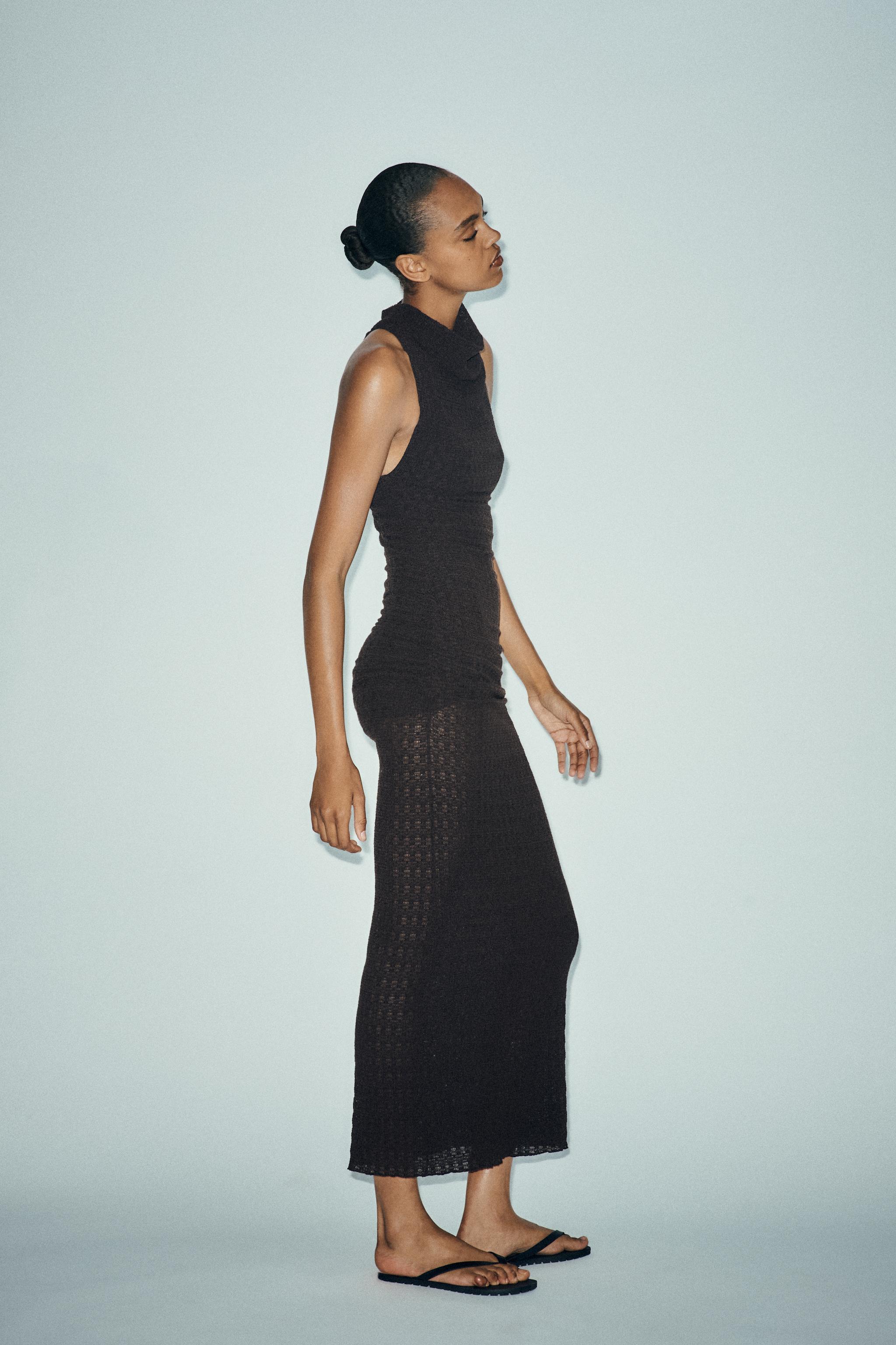ROBE LONGUE HALTER TEXTURÉE