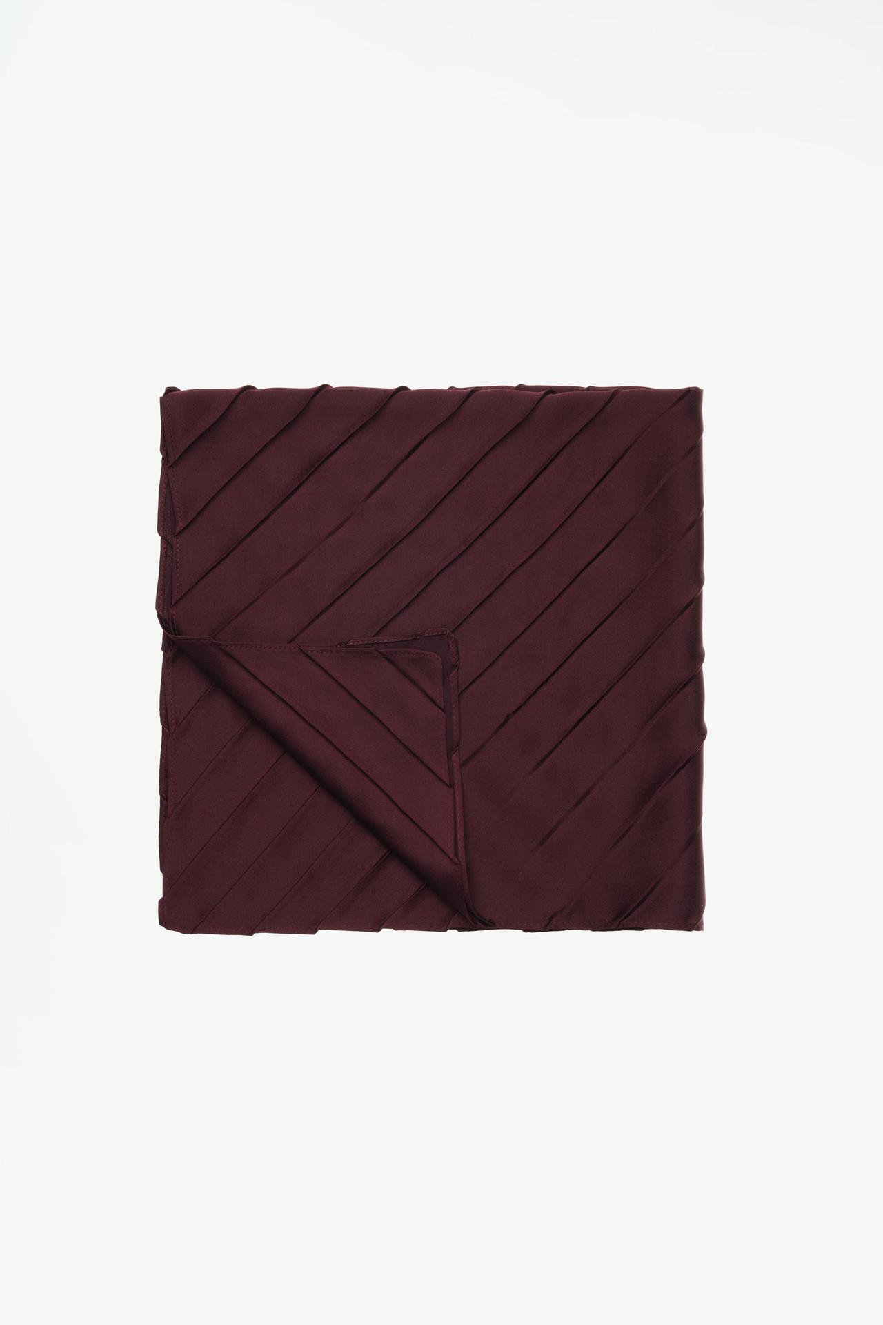 LIMITED EDITION PLEATED SCARF — Burgundy