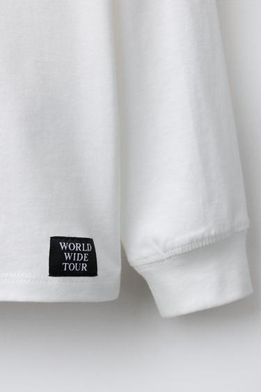 T-SHIRT À INSCRIPTION EN RELIEF - Blanc cassé de Zara - Image 3