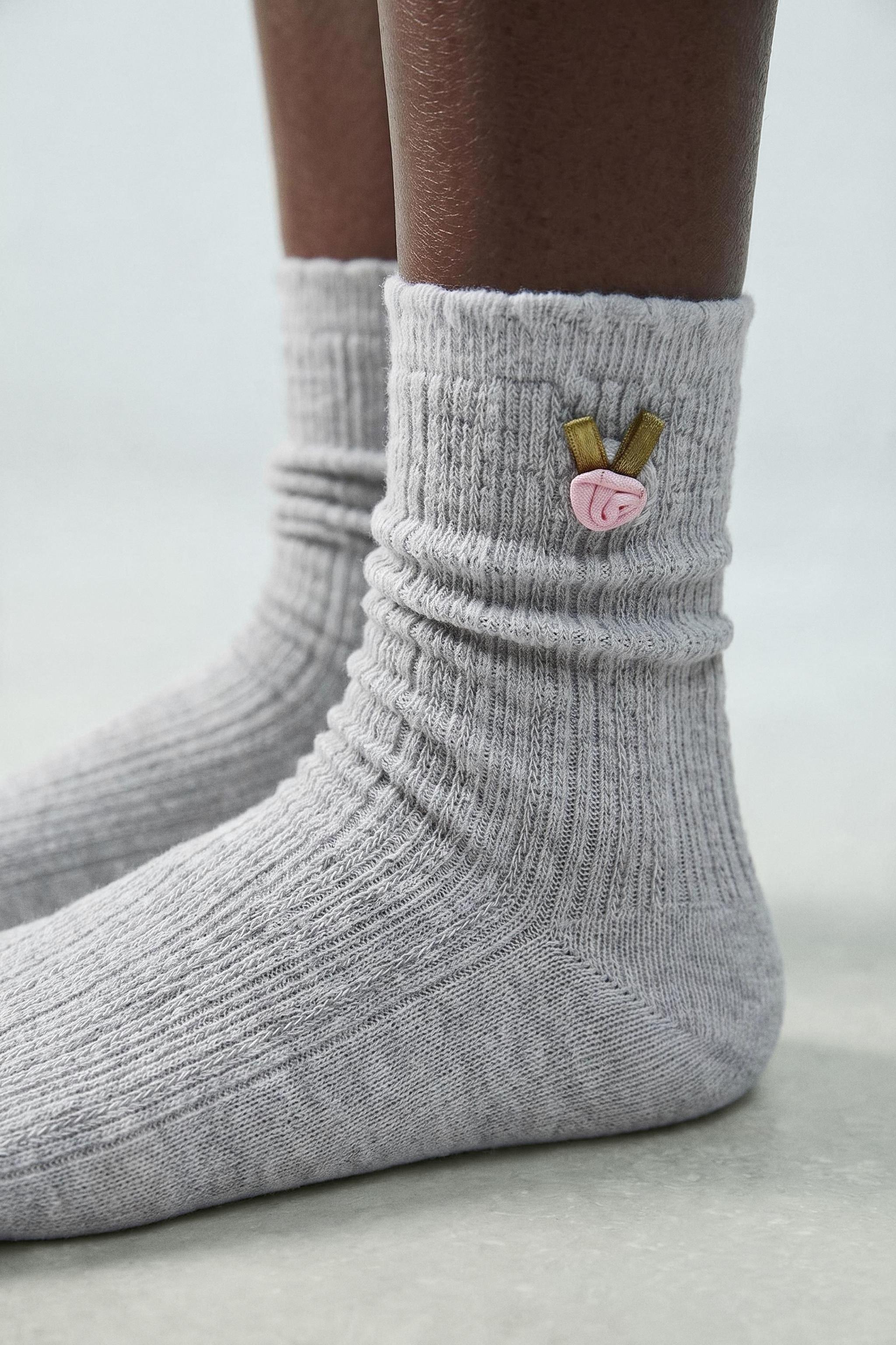 FLORAL CREW SOCKS TWO-PACK