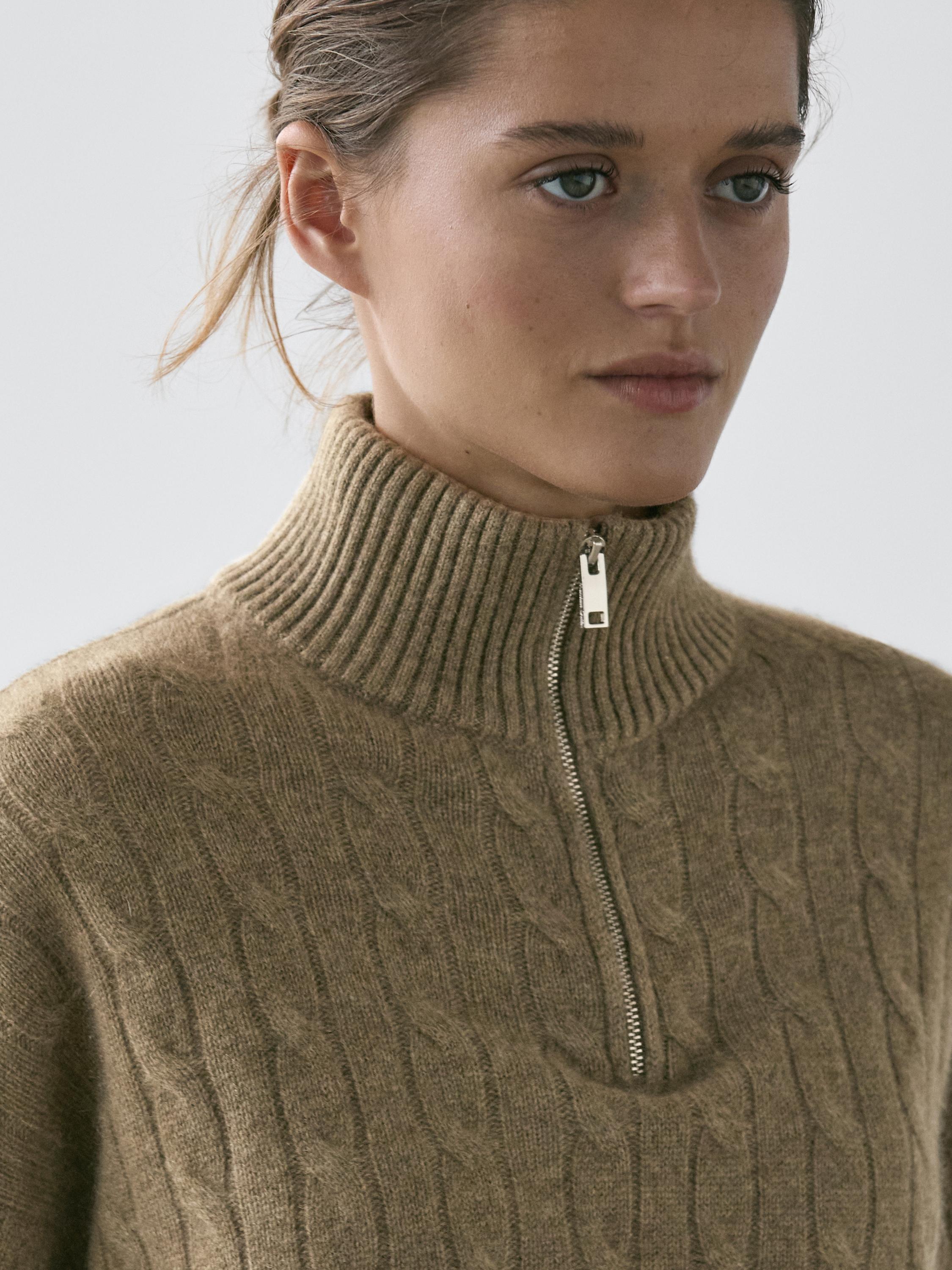 100% cashmere high neck sweater with zip
