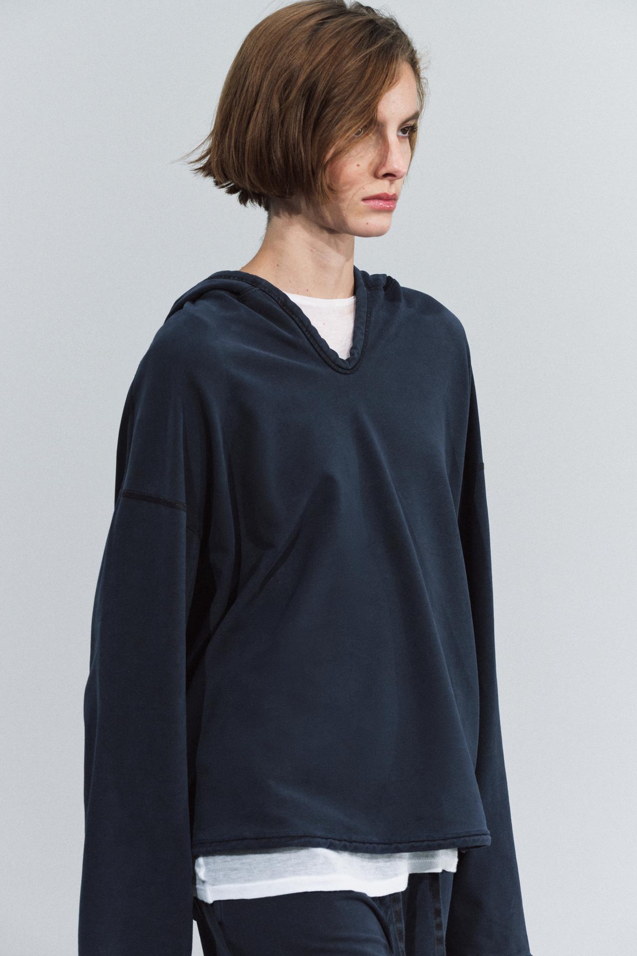 WASHED EFFECT HOODIE — Navy blue