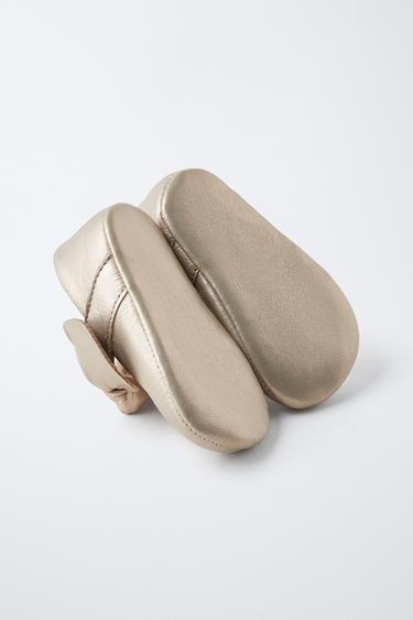 BALLERINES EN CUIR AVEC NŒUD - Or de Zara - Image 3