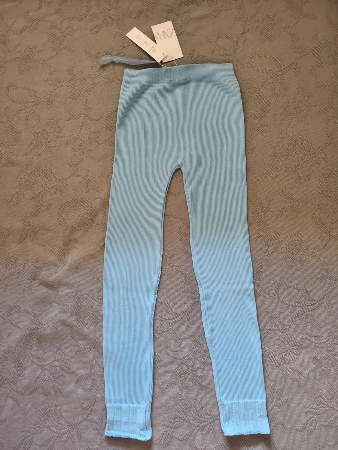 SEAMLESS LEGGINGS - Image 2