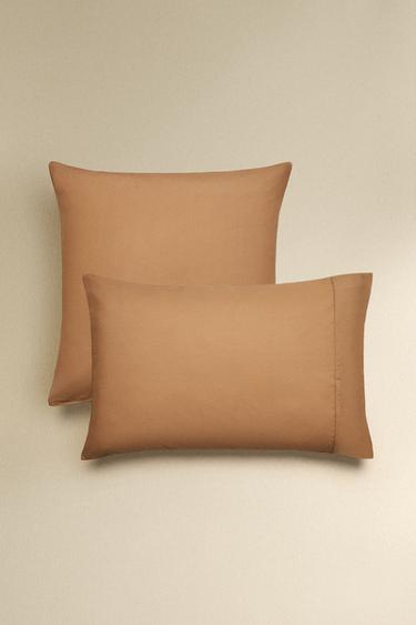 PERCALE PILLOWCASE (300 THREAD COUNT) - Mid-camel by Zara