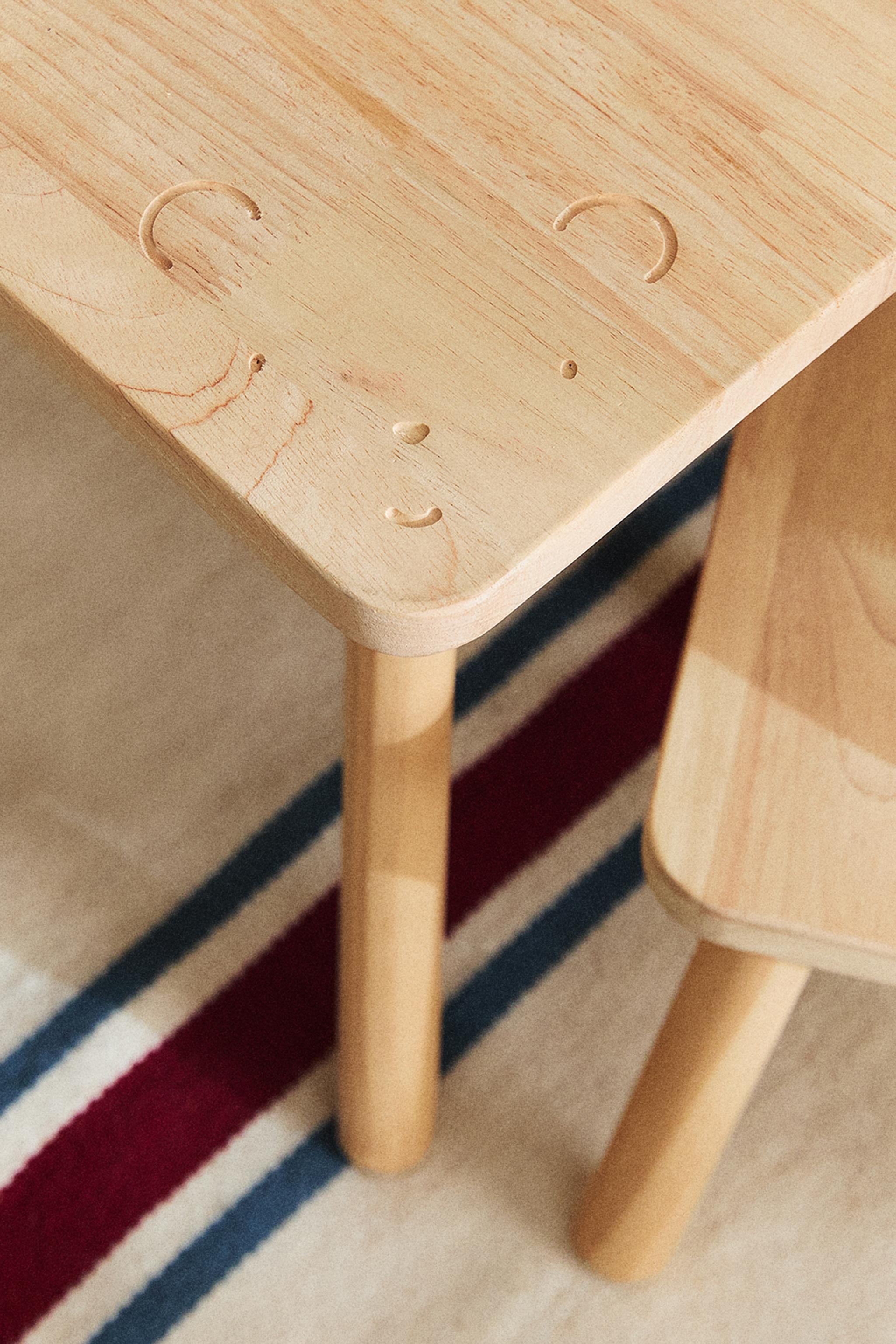 BEAR WOODEN TABLE