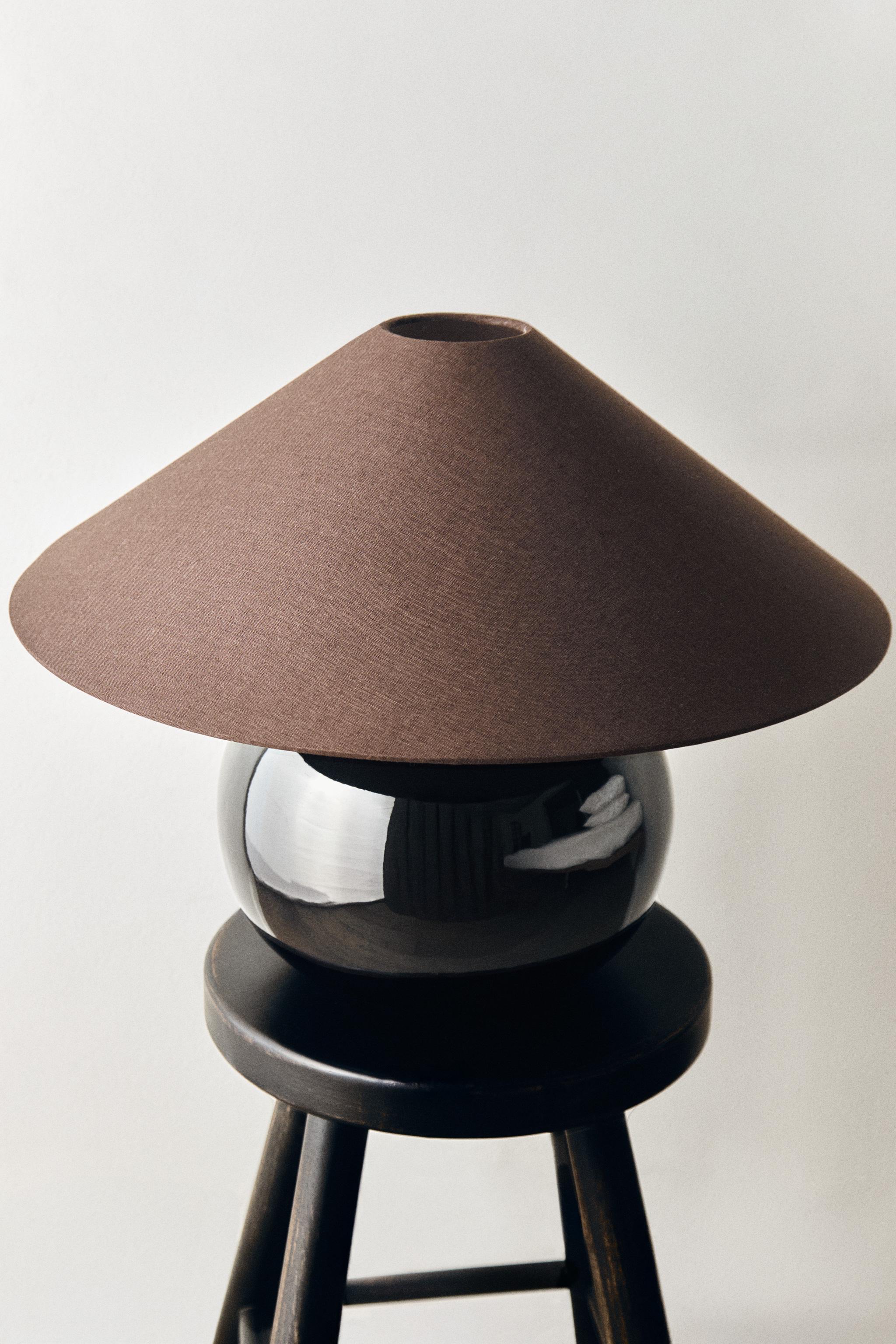 STONEWARE LINEN TABLE LAMP