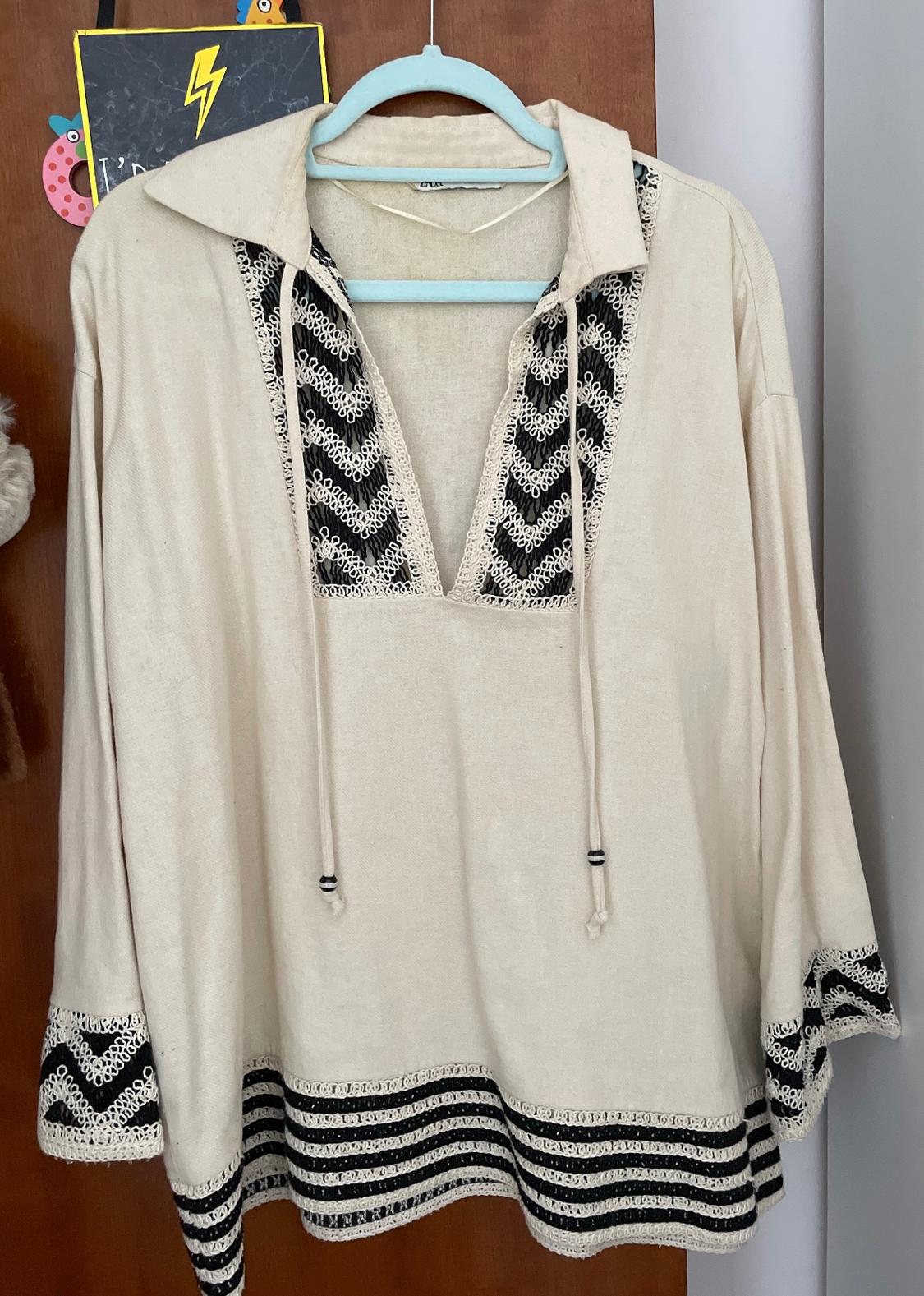 CROCHET LINEN BLEND BLOUSE
