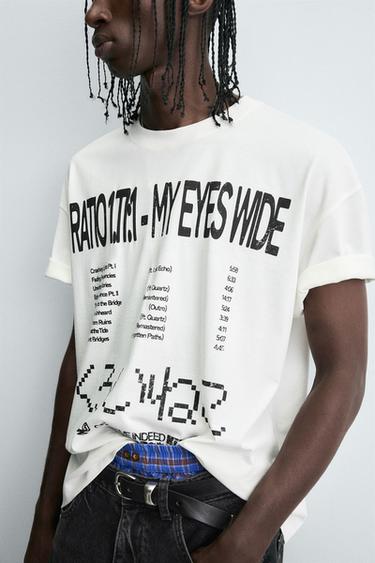 T-SHIRT WITH GRAPHIC TEXT - White by Zara