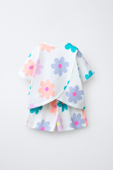 ENSEMBLE T-SHIRT ET BERMUDA À FLEURS - Écru clair de Zara - Image 1