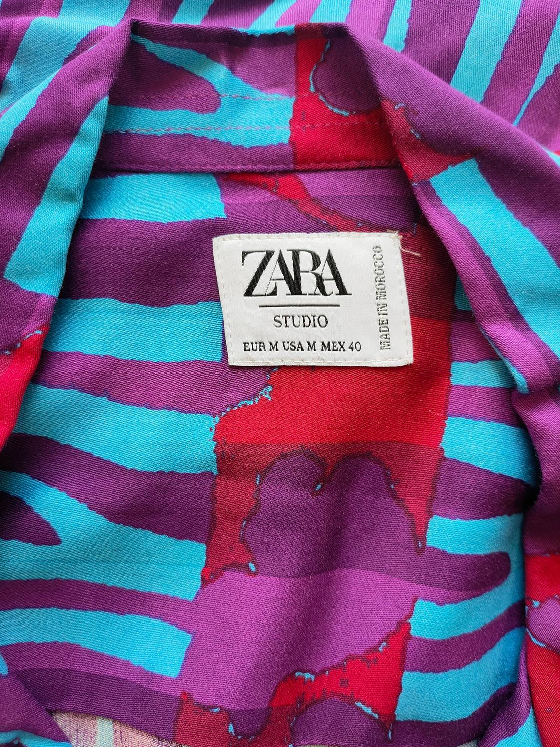 ΠΟΥΚΑΜΙΣΟ ΜΕ ΑΦΗΡΗΜΕΝΟ ΤΥΠΩΜΑ LIMITED EDITION - Image 4