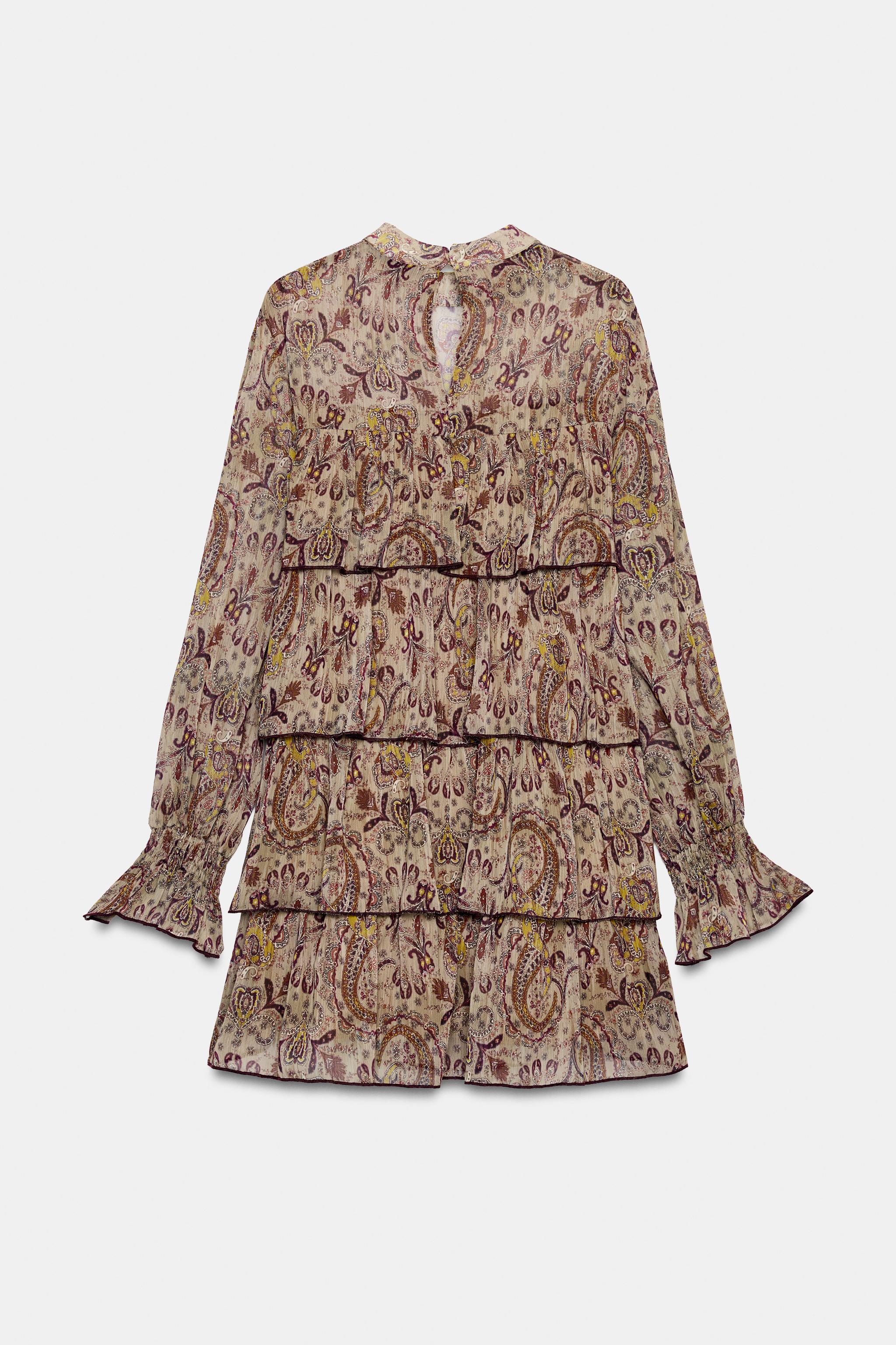 ROBE COURTE IMPRIMÉE À VOLANTS