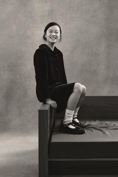 LOOK - Black / Ecru by Zara