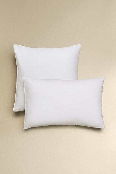 FUNDA ALMOHADA PIQUÉ PIPING - Blanco de Zara