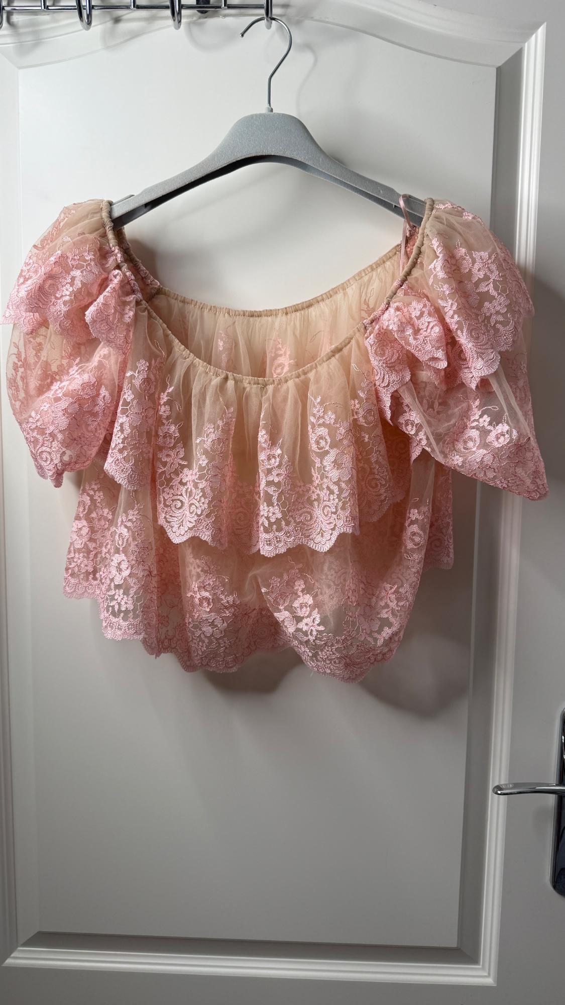 EMBROIDERED RUFFLED TOP - Image 3