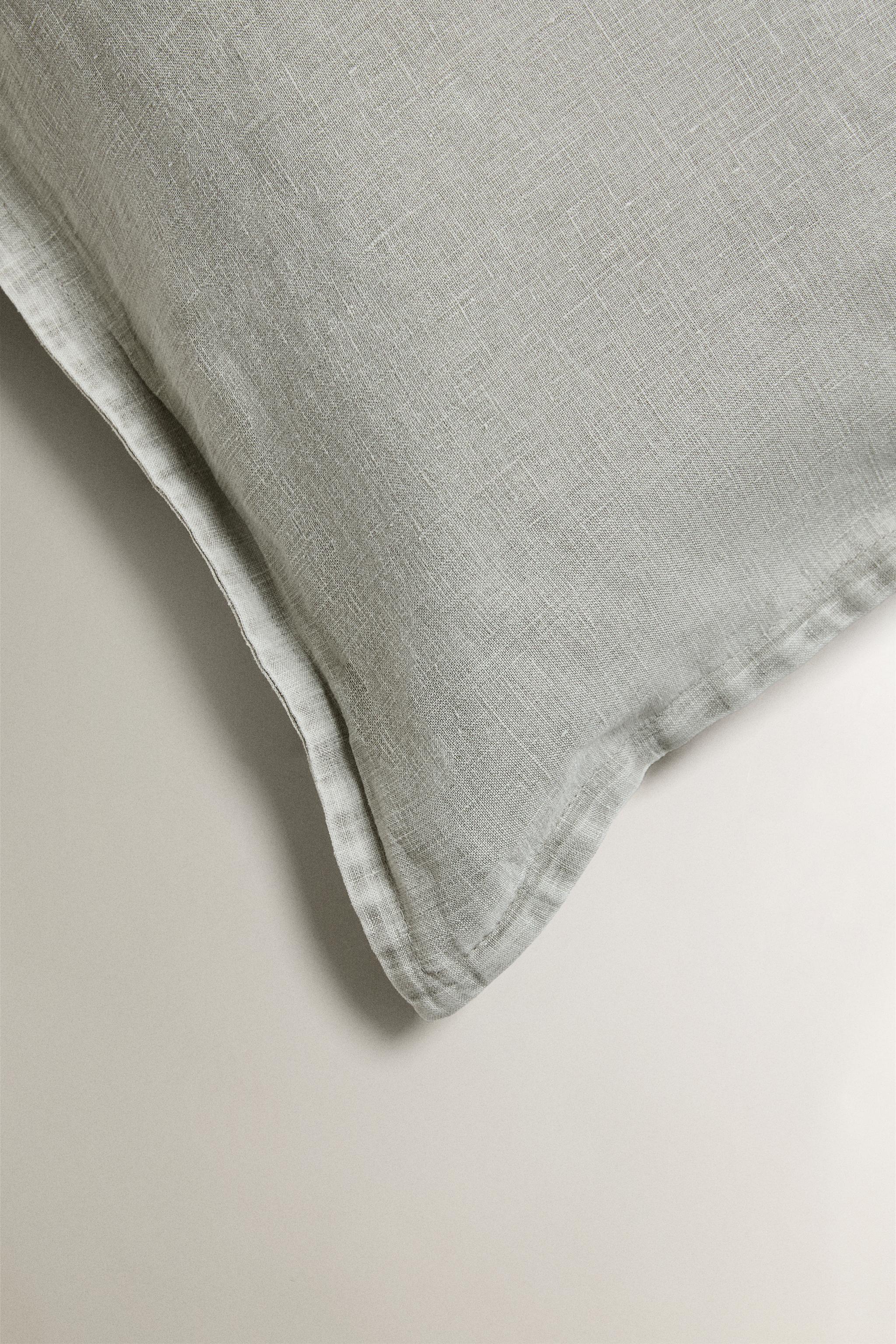 HOUSSE DE COUSSIN EN LIN DÉLAVÉ