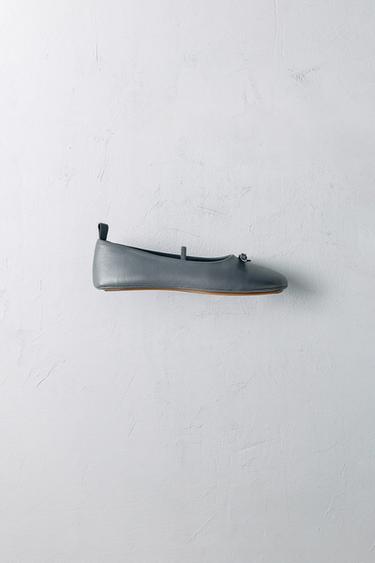 BALLERINES EN CUIR ÉDITION LIMITÉE - Gris de Zara - Image 9