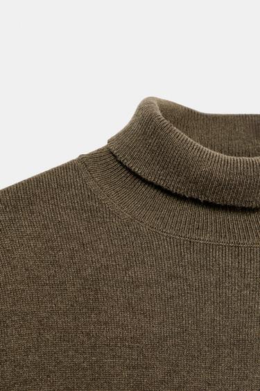 OVERSIZE-PULLOVER MIT WOLLE UND HOHEM KRAGEN - Khaki von Zara