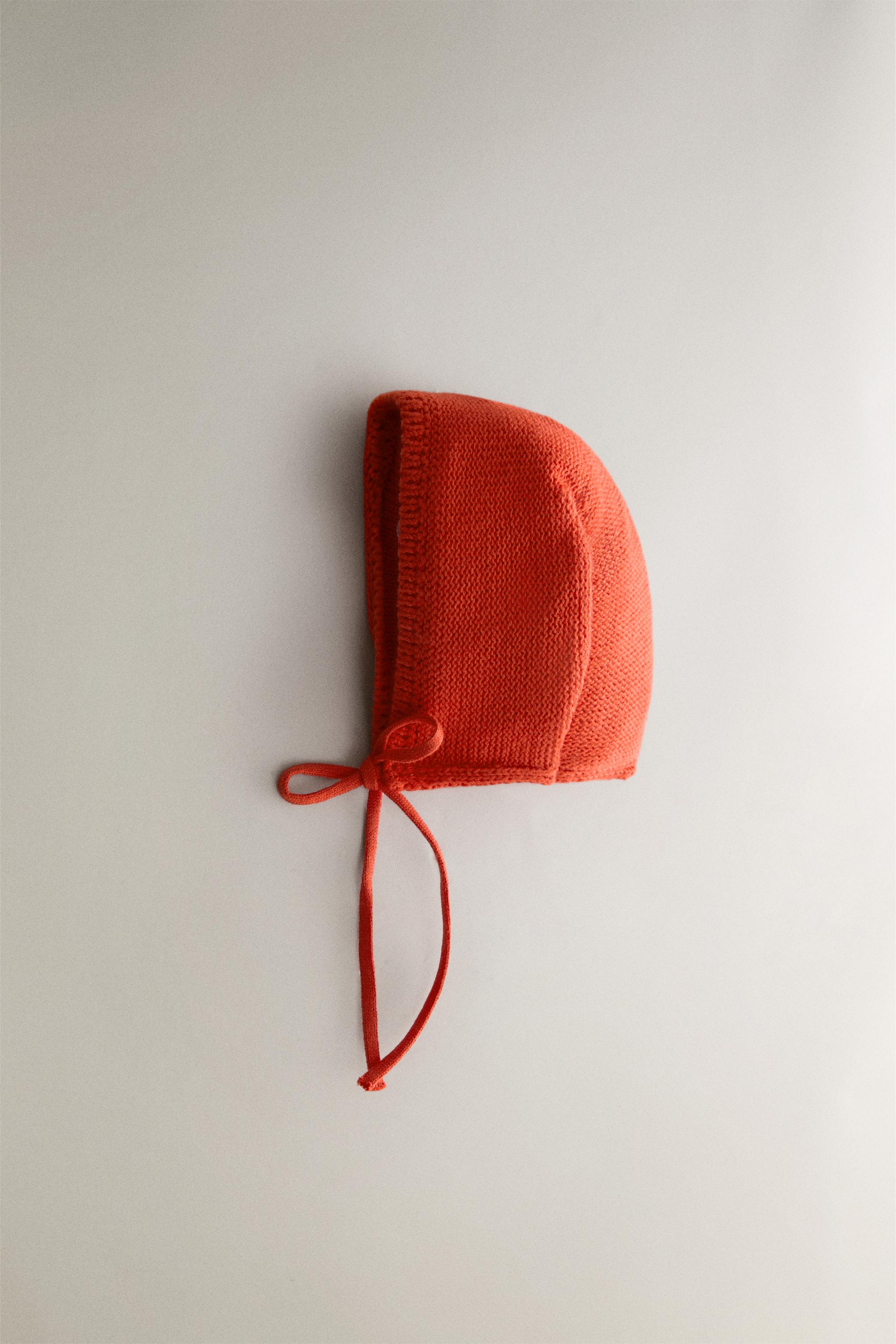 BABY KNIT BONNET — Red