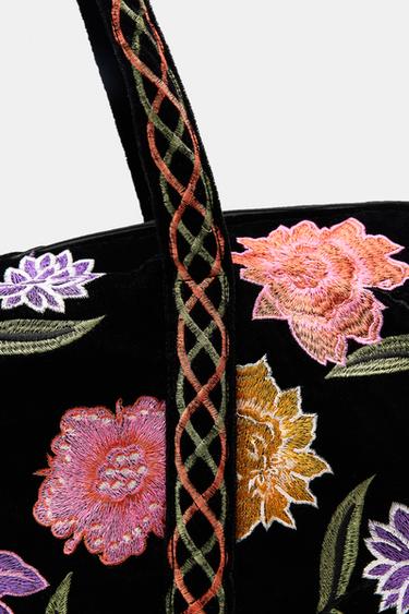 Zara QUILTED VELVET BAG WITH EMBROIDERED FLOWERS - Black