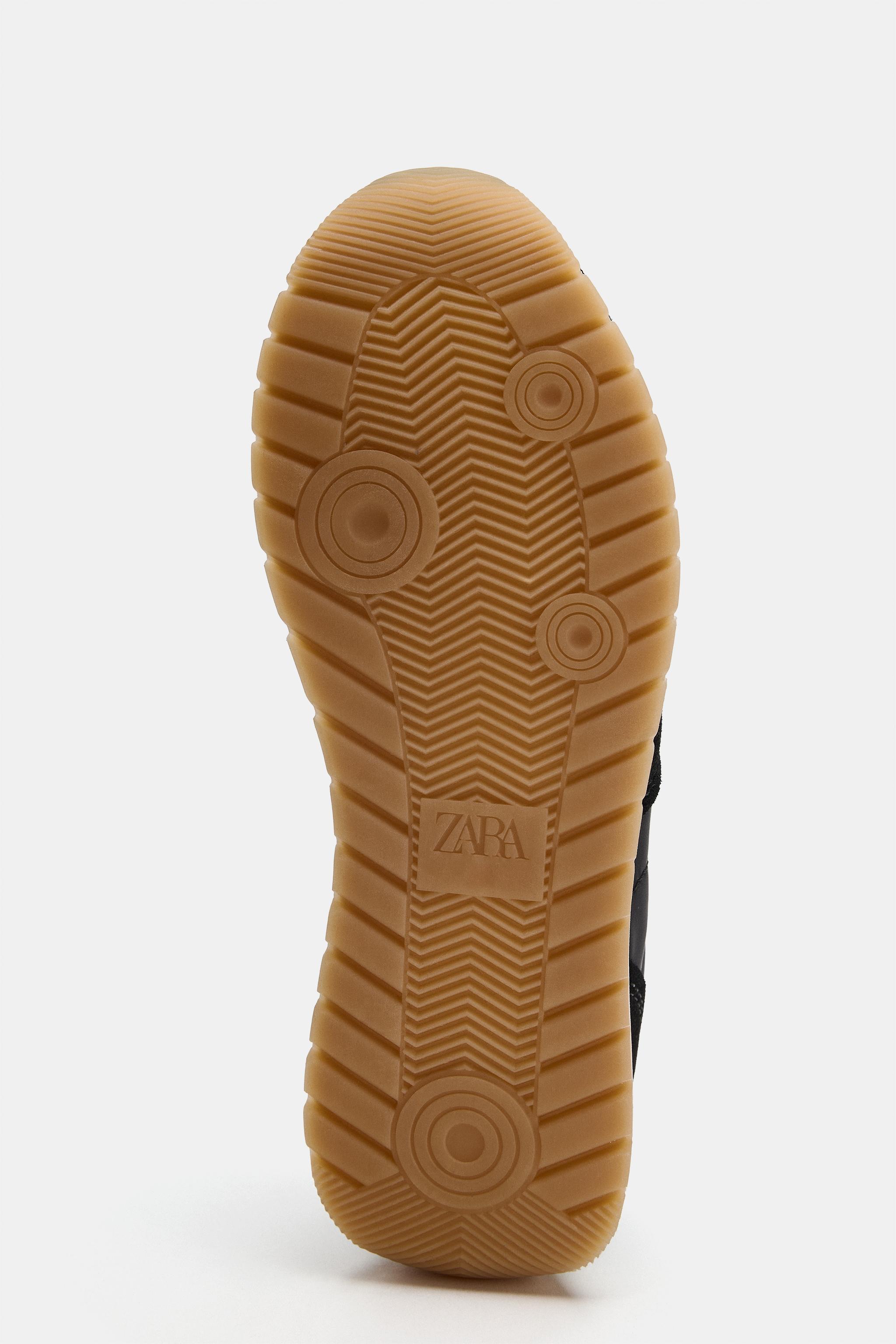 HEEL DETAIL SNEAKERS