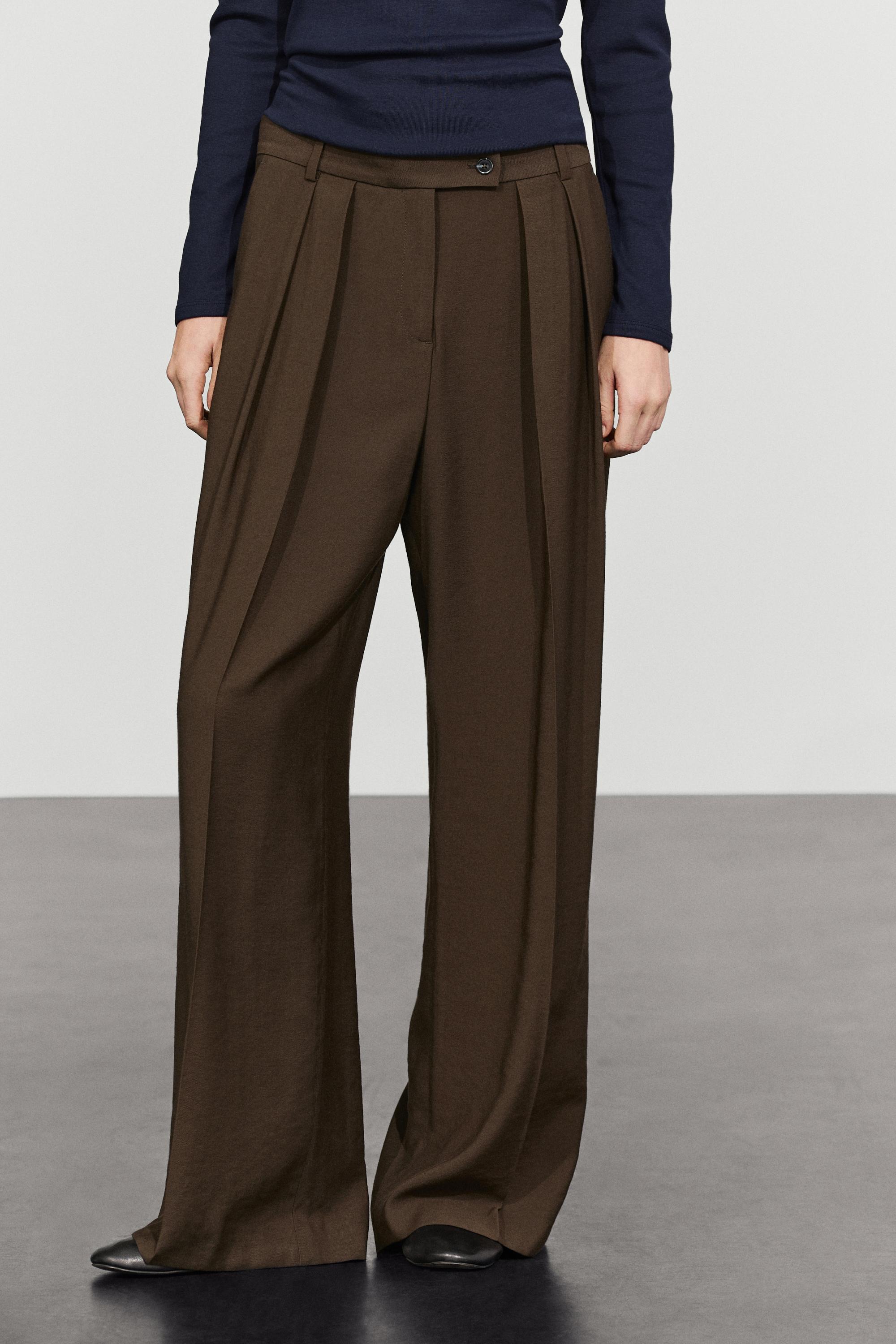 Wide-leg pants with pleats — Chocolate