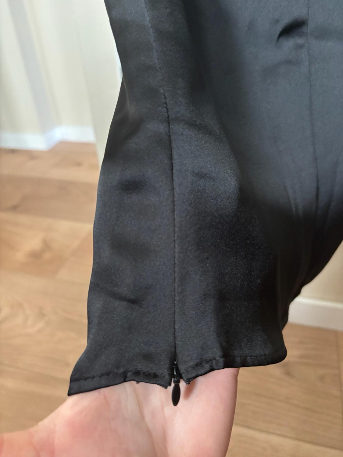 SATIN TOP WITH SIDE BUTTONS - Image 6