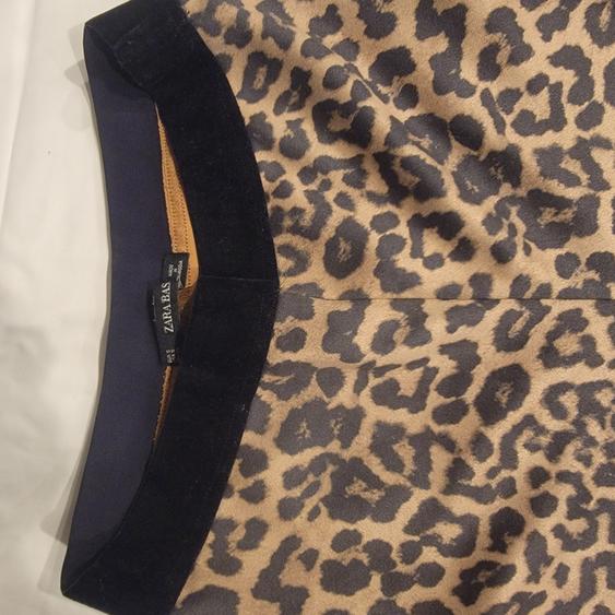 ANIMAL PRINTED LEGGINGS - Image 4