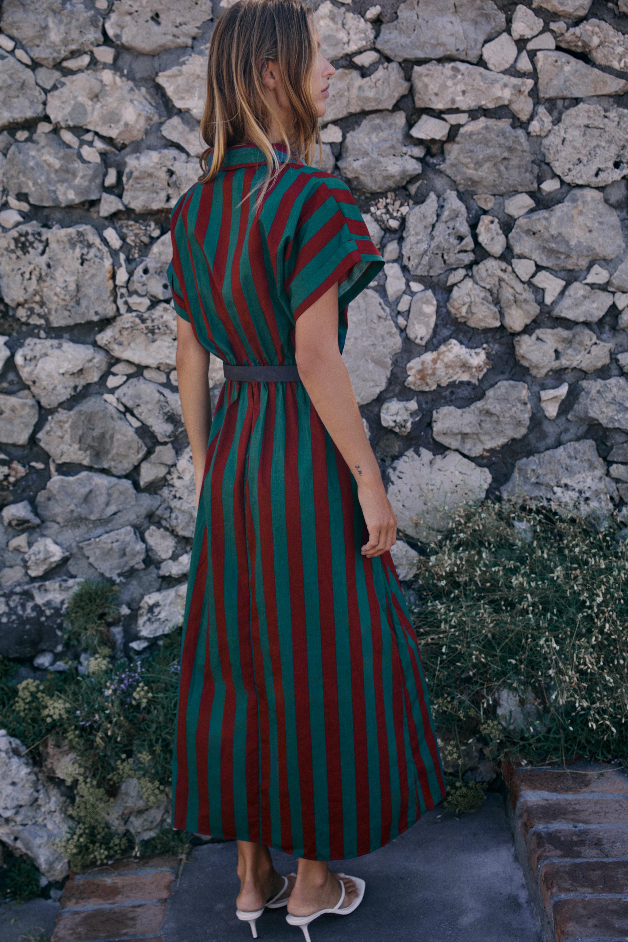 ROBE CHEMISE MI-LONGUE À RAYURES ET CEINTURE