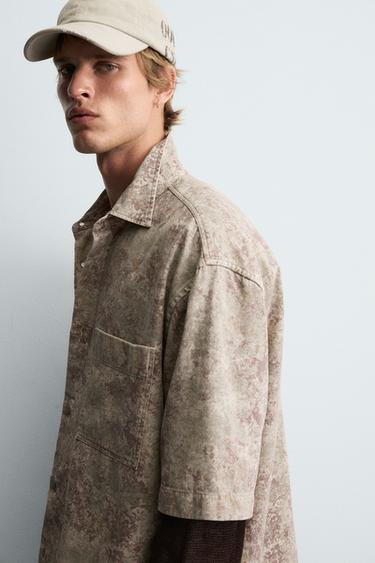 RELAXED FIT ABSTRACT PRINT SHIRT - Printed by Zara
