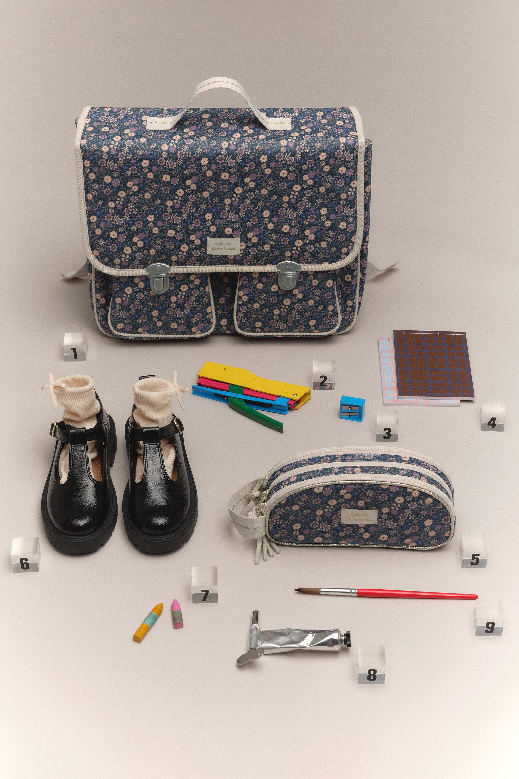 フラワー柄スクールバックパック - ブルー | ZARA Japan / 日本