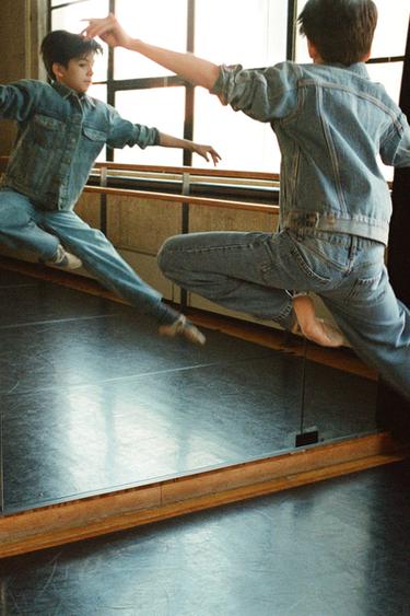 JEANS BALLOON - Azul de Zara