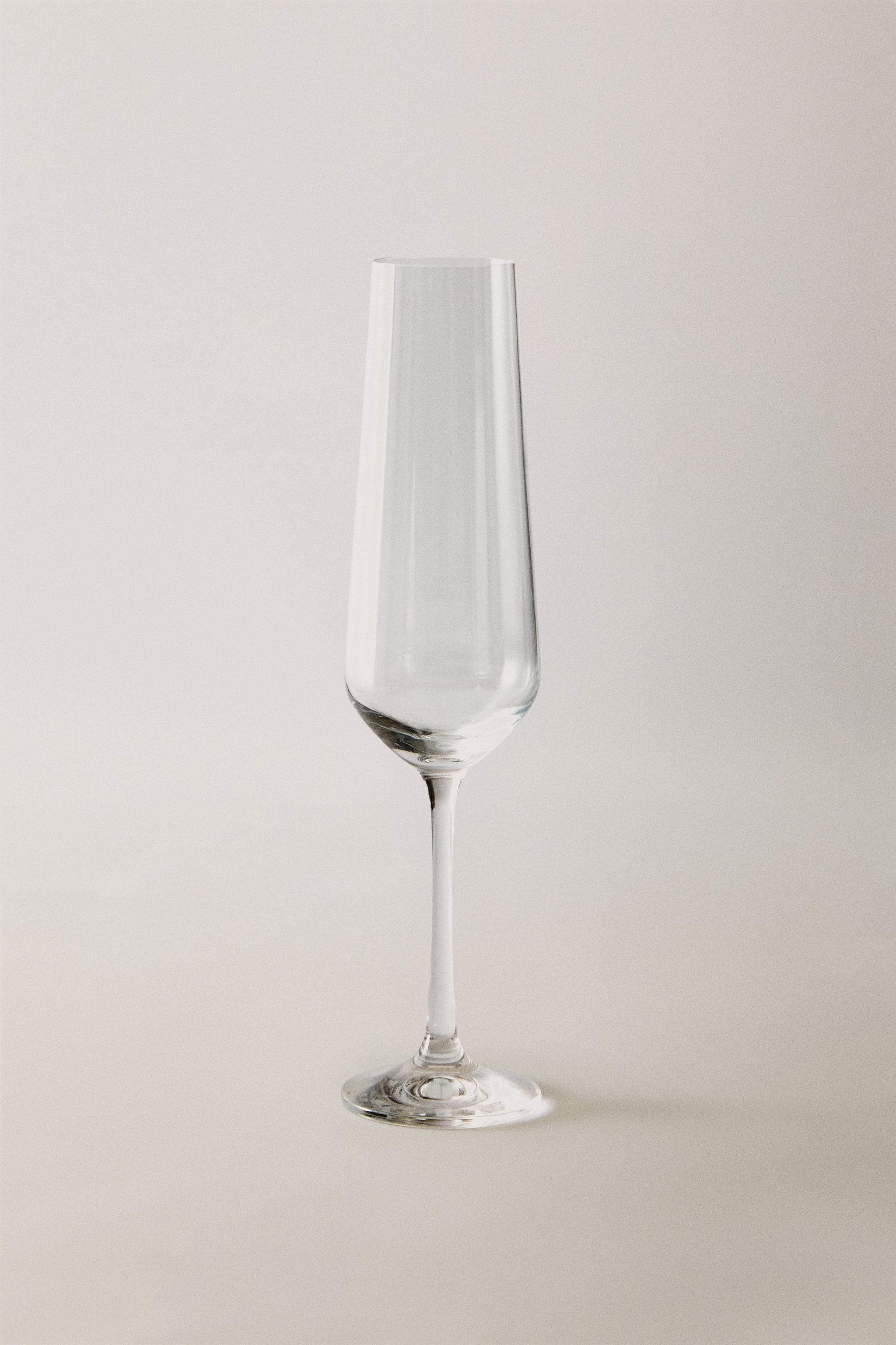 PLAIN BOHEMIAN CRYSTAL FLUTE GLASS — Transparent