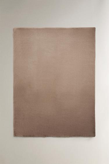 MANTA PELO TEXTURA LÍNEAS - Marrón / Topo de Zara - Imagen 0