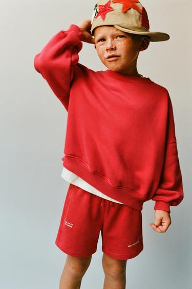 TEXT BERMUDA SHORTS - Red by Zara