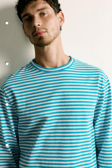 REGULAR FIT SLUB KNIT JACQUARD STRIPE T-SHIRT - striped by Zara