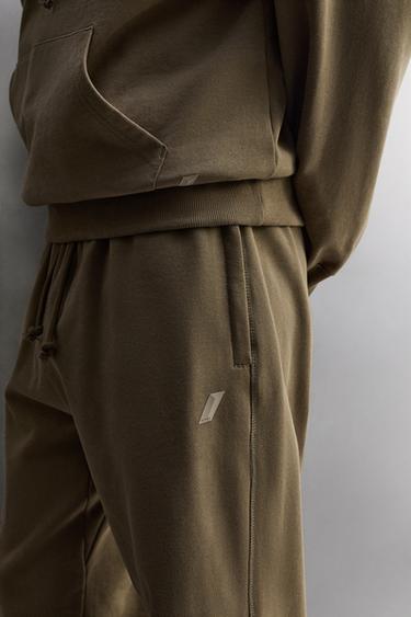 TRAINING JOGGING TROUSERS - Green by Zara